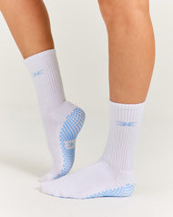 EE Crew Pilates Grip Socks - White/Blue
