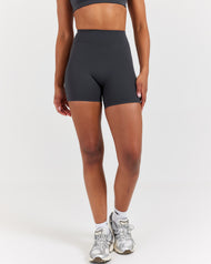 Soléa Invisible Scrunch Shorts - Charcoal