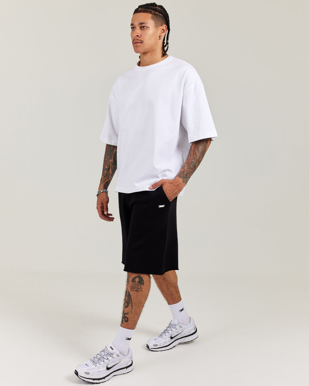 Omni Oversized Shorts - Black