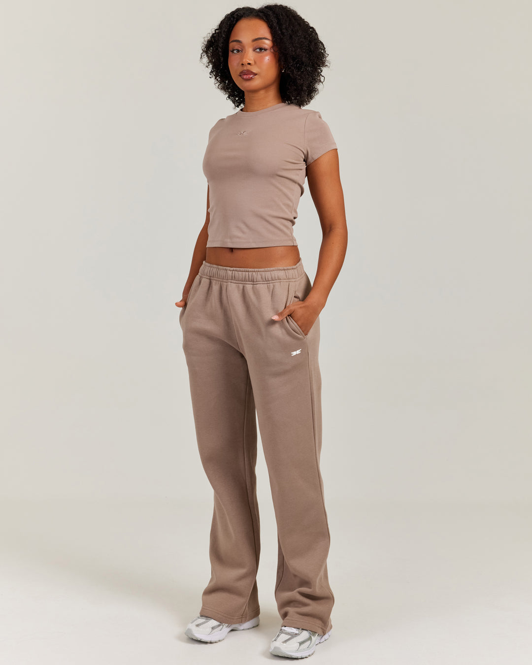 Omni Straight Leg Trackpants - Toasted Cashew