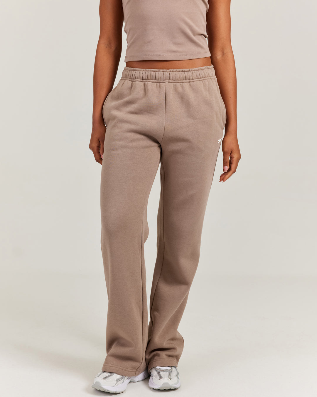 Omni Straight Leg Trackpants - Toasted Cashew