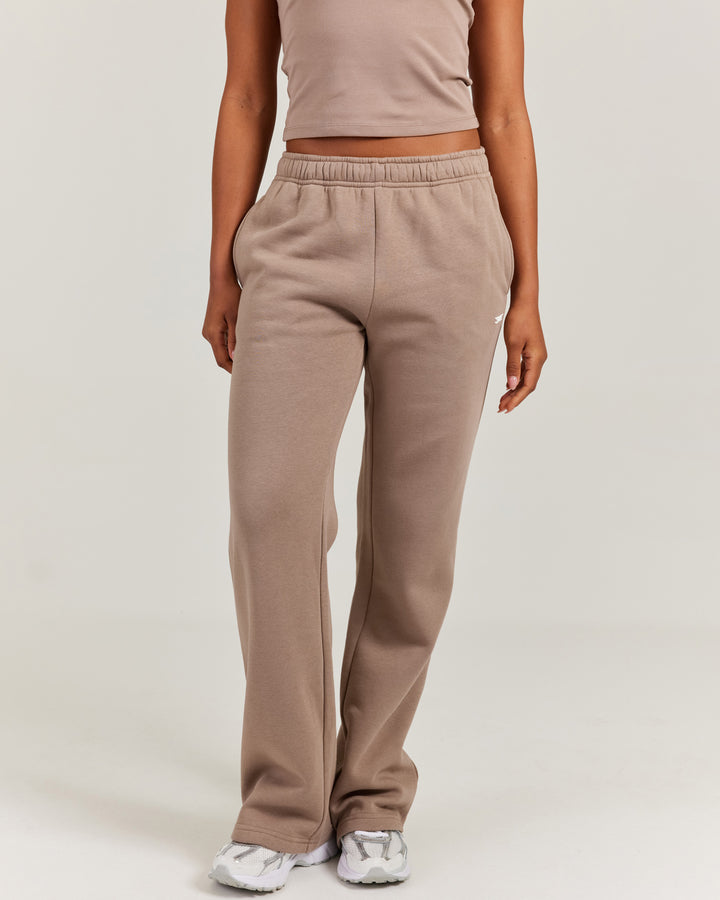 Omni Straight Leg Trackpants - Toasted Cashew