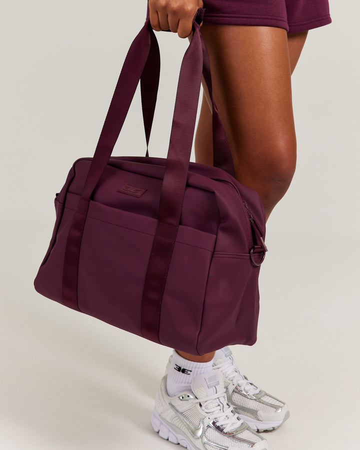 Regular Essentials Bag - Cherry Cola