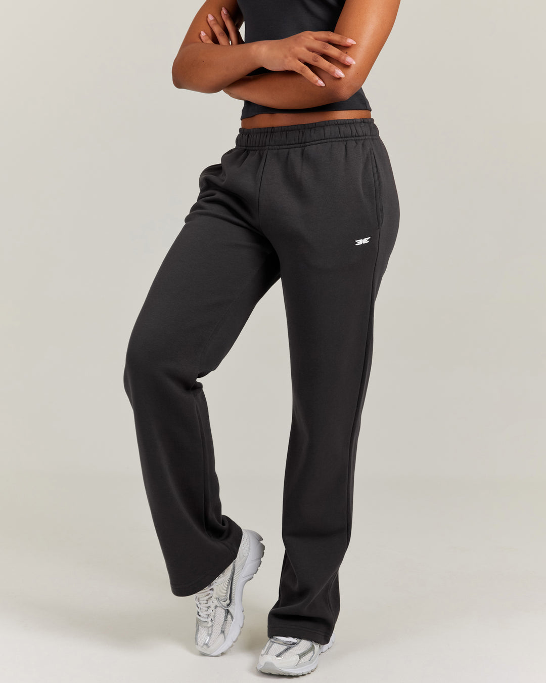Omni Straight Leg Trackpants - Charcoal