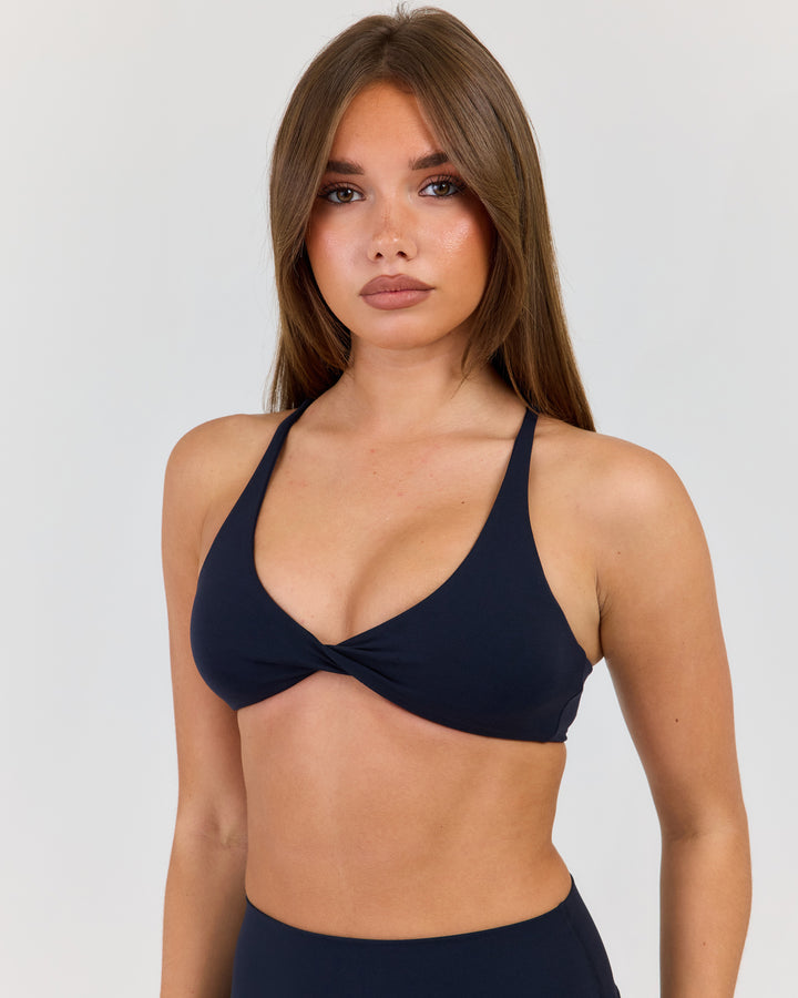 Luna Vantage Bra -  Navy