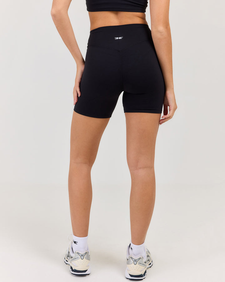 Luna Invisible Scrunch Shorts - Black