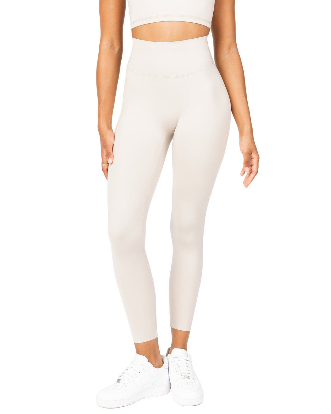 7/8 Aura Bonded Leggings - Oat Latte