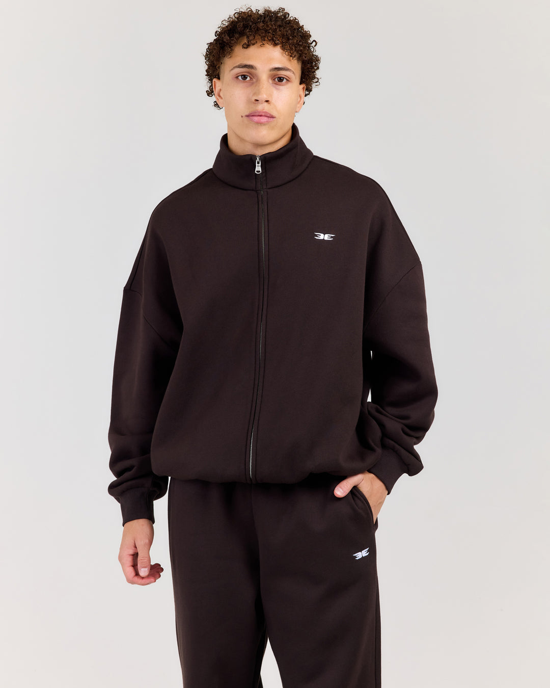 Classic Relaxed Zip Through - Coffee Bean