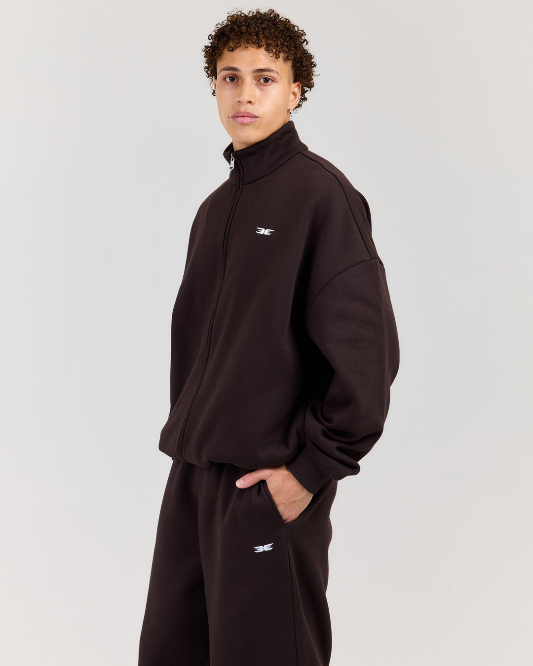 Classic Relaxed Zip Through - Coffee Bean