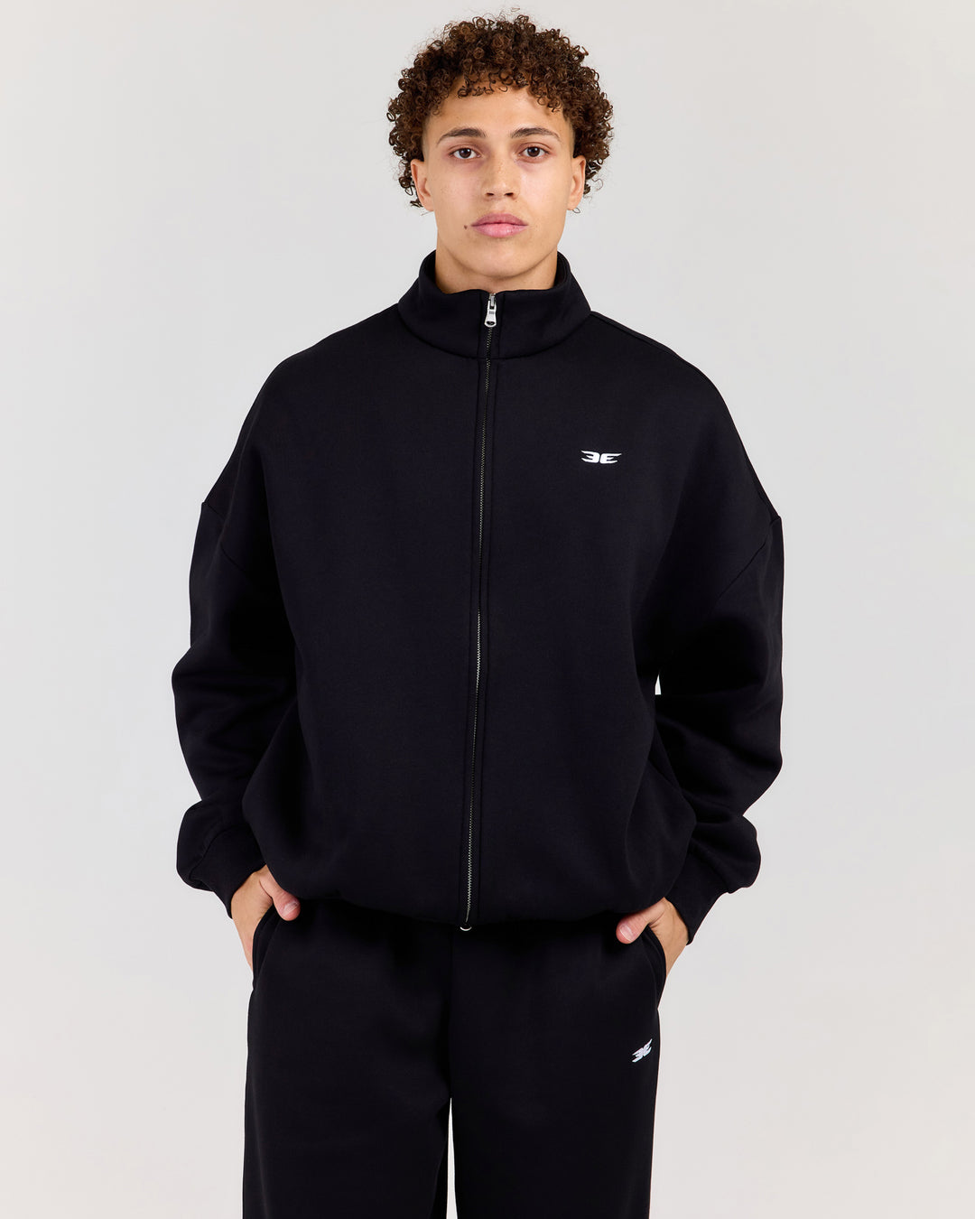 Classic Relaxed Zip Through - Black