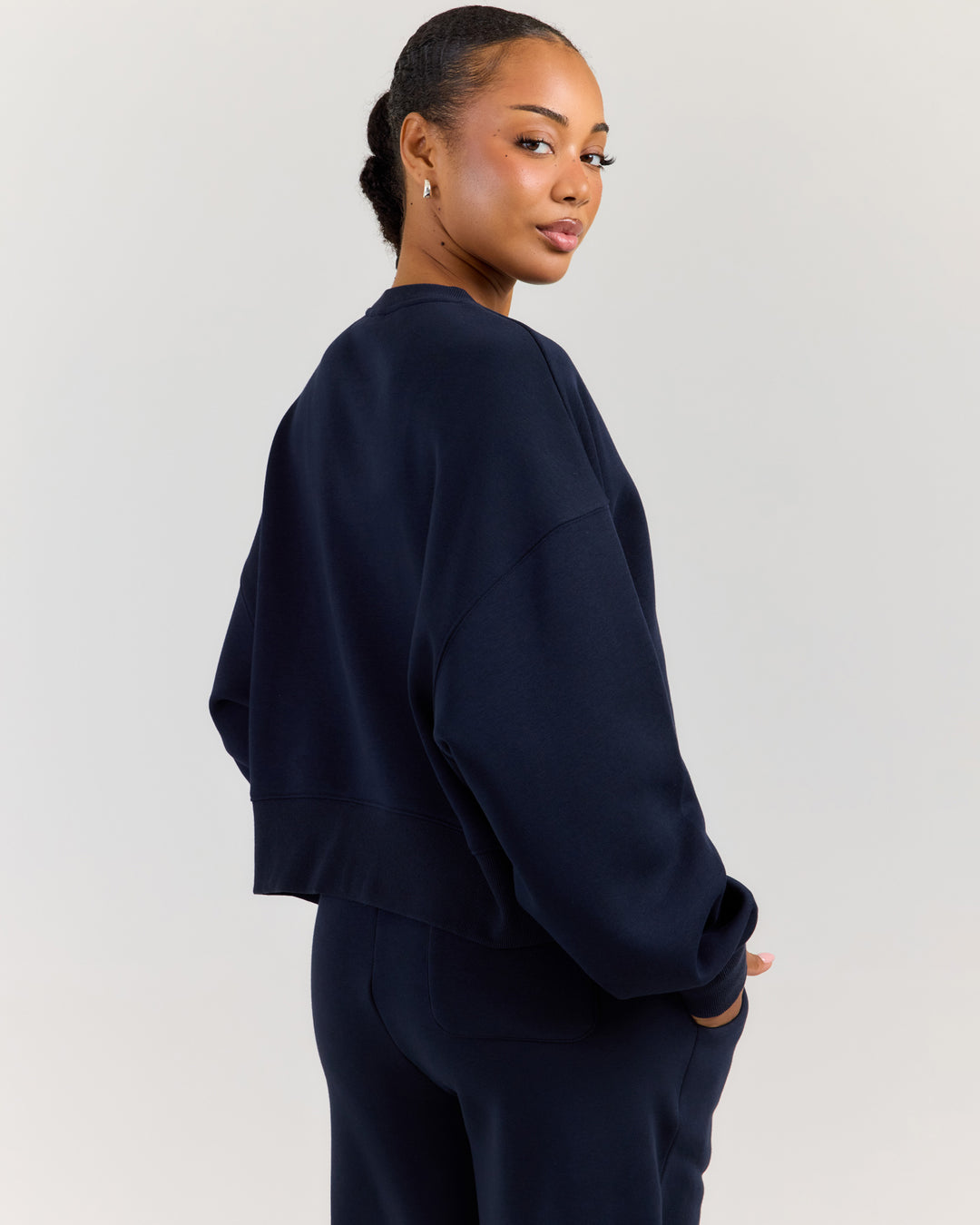 Omni Relaxed Crewneck - Navy
