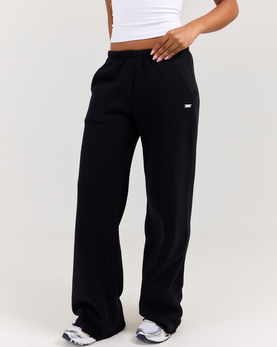 Omni Studio Trackpants  - Black