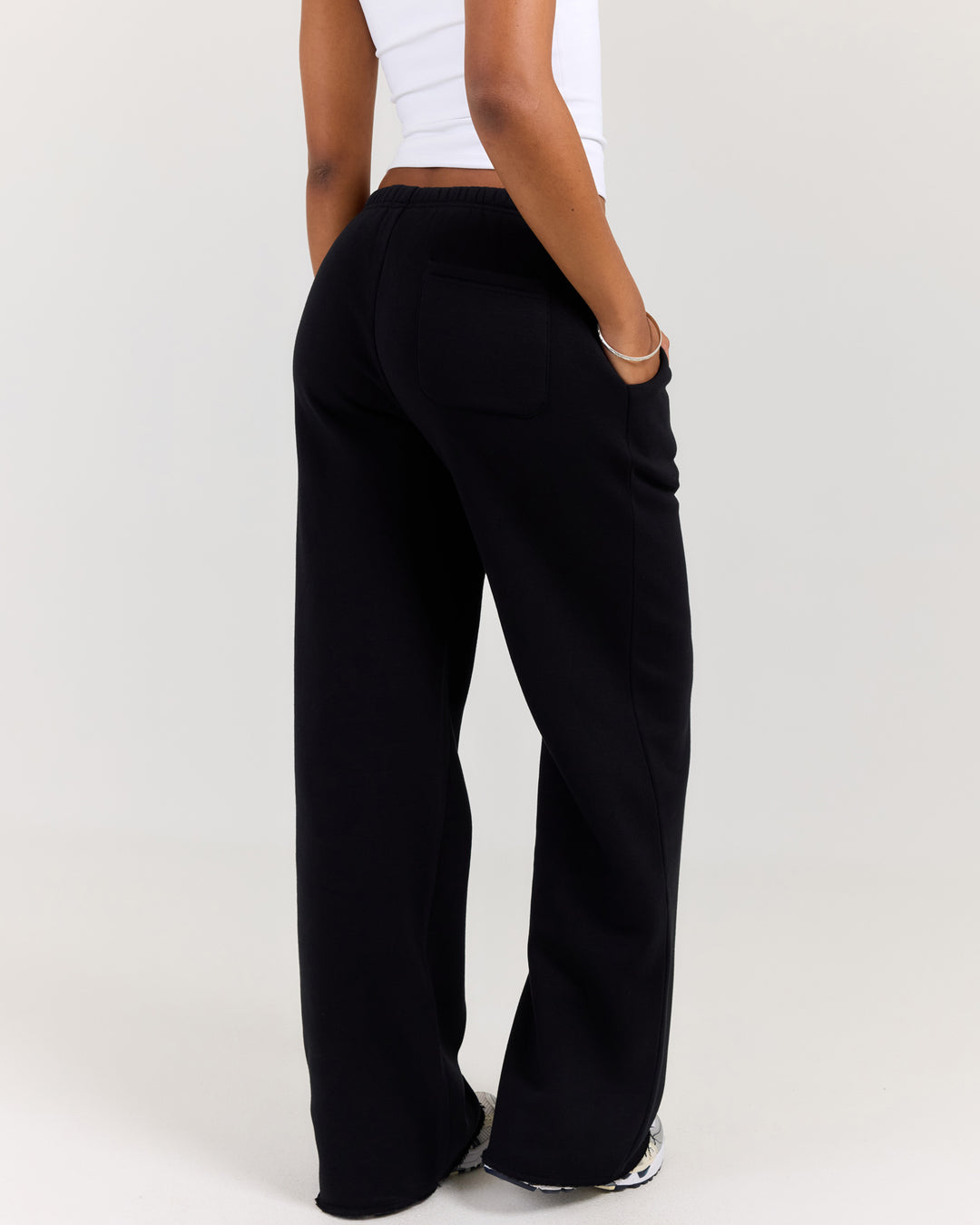 Omni Studio Trackpants  - Black