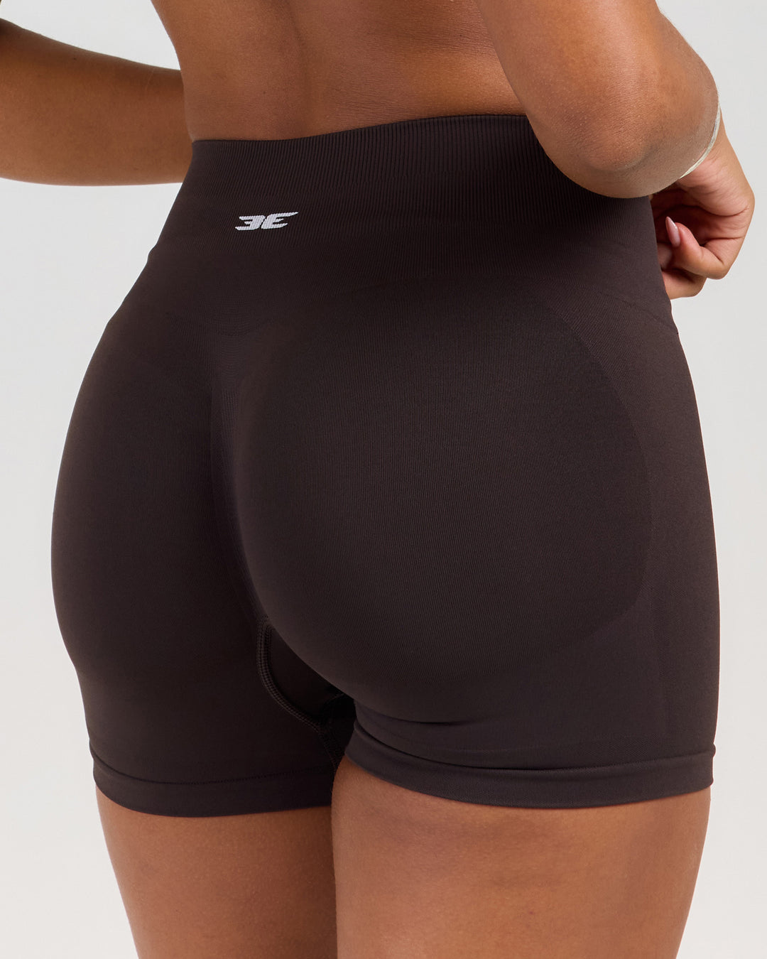 Elite Seamless Shorts V2 - Coffee Bean