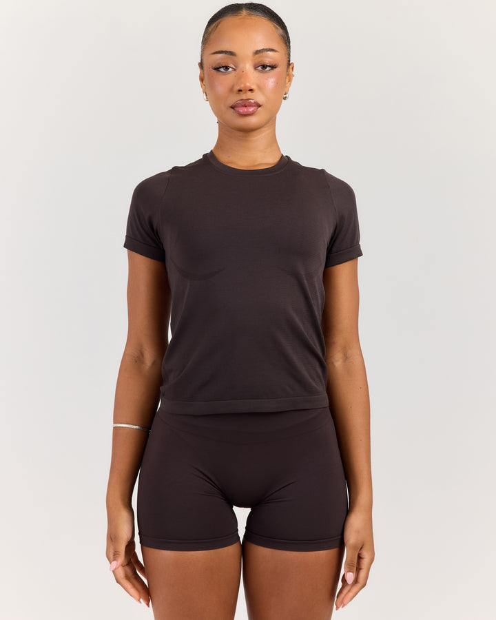 Elite Seamless Everyday Tee - Coffee Bean
