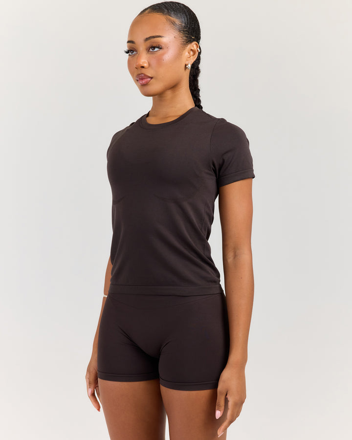 Elite Seamless Everyday Tee - Coffee Bean