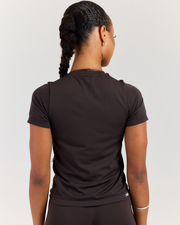 Elite Seamless Everyday Tee - Coffee Bean