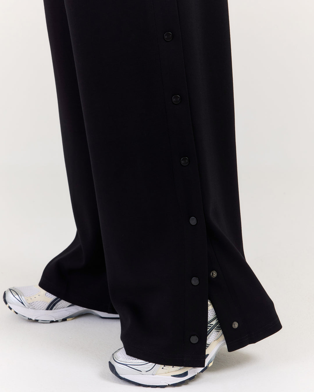 Airweave Snap Wide Leg Pants - Black