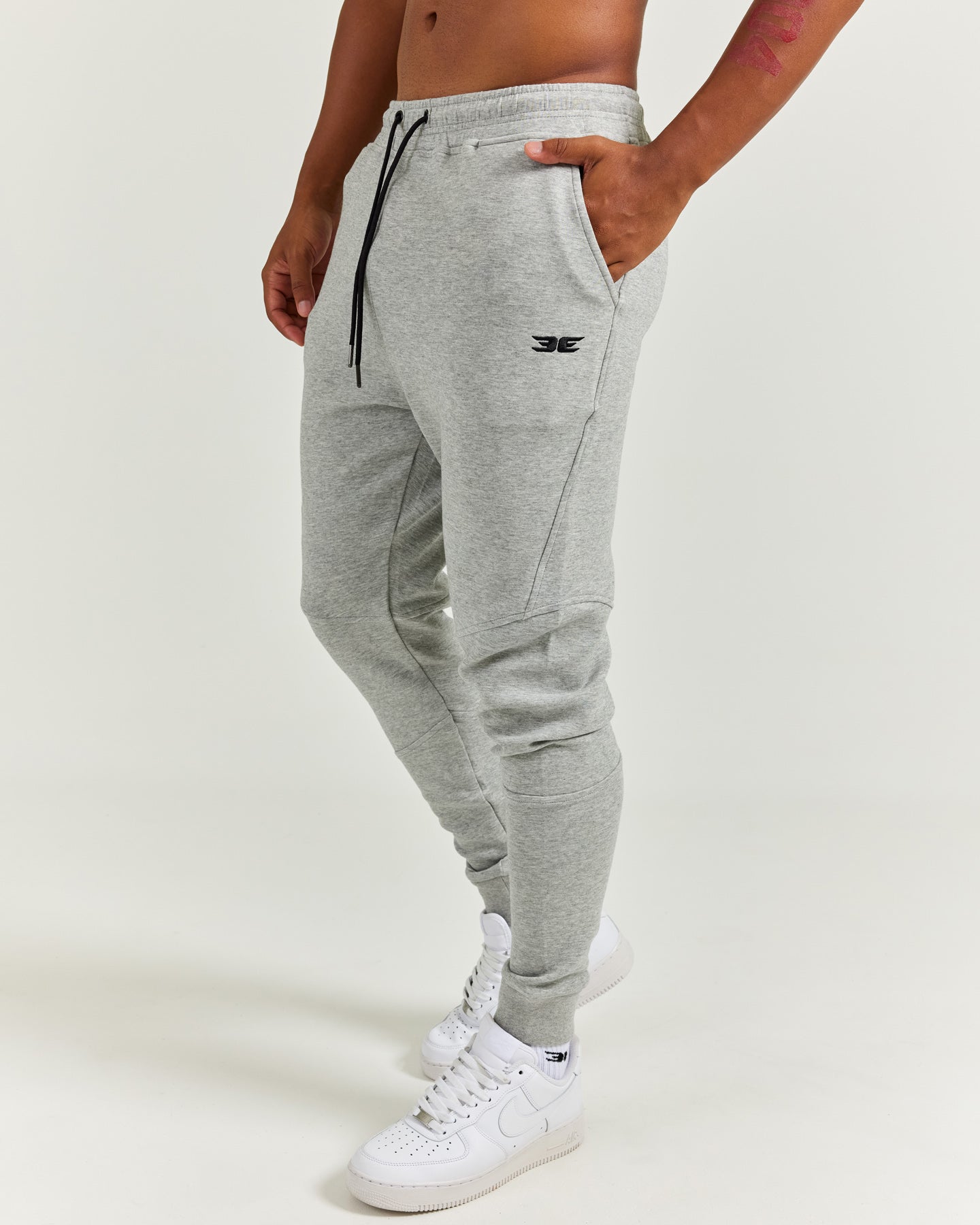 nike pro tech joggers