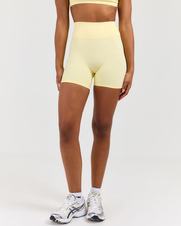 Luna Shorts - Butter