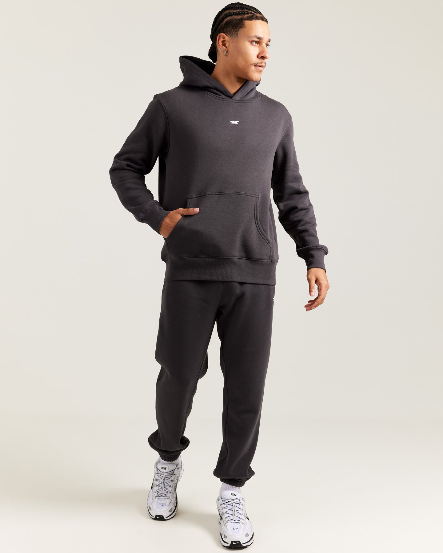 Omni Jogger - Charcoal/White – Elite Eleven