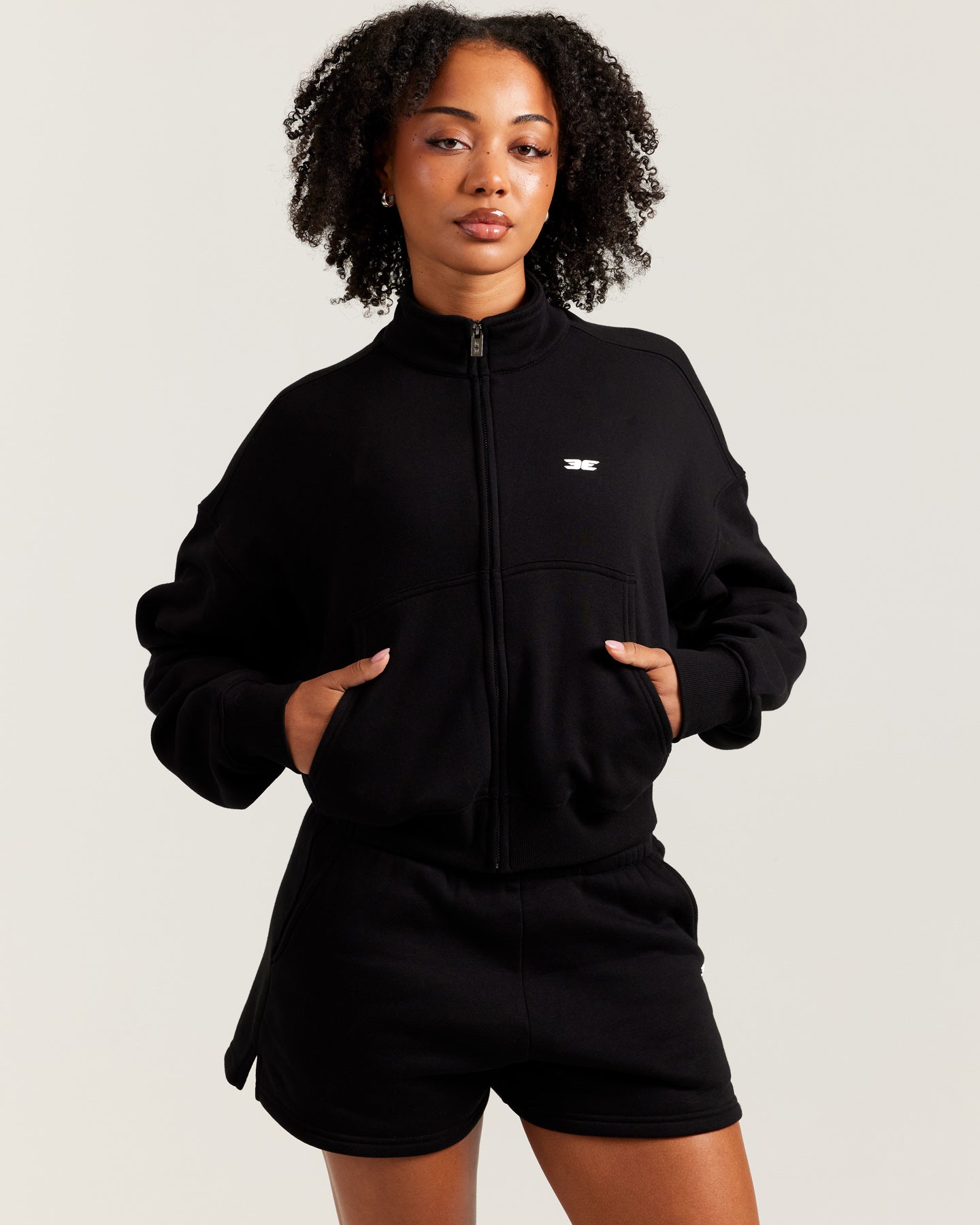 Omni Relaxed Zip Through - Black – Elite Eleven