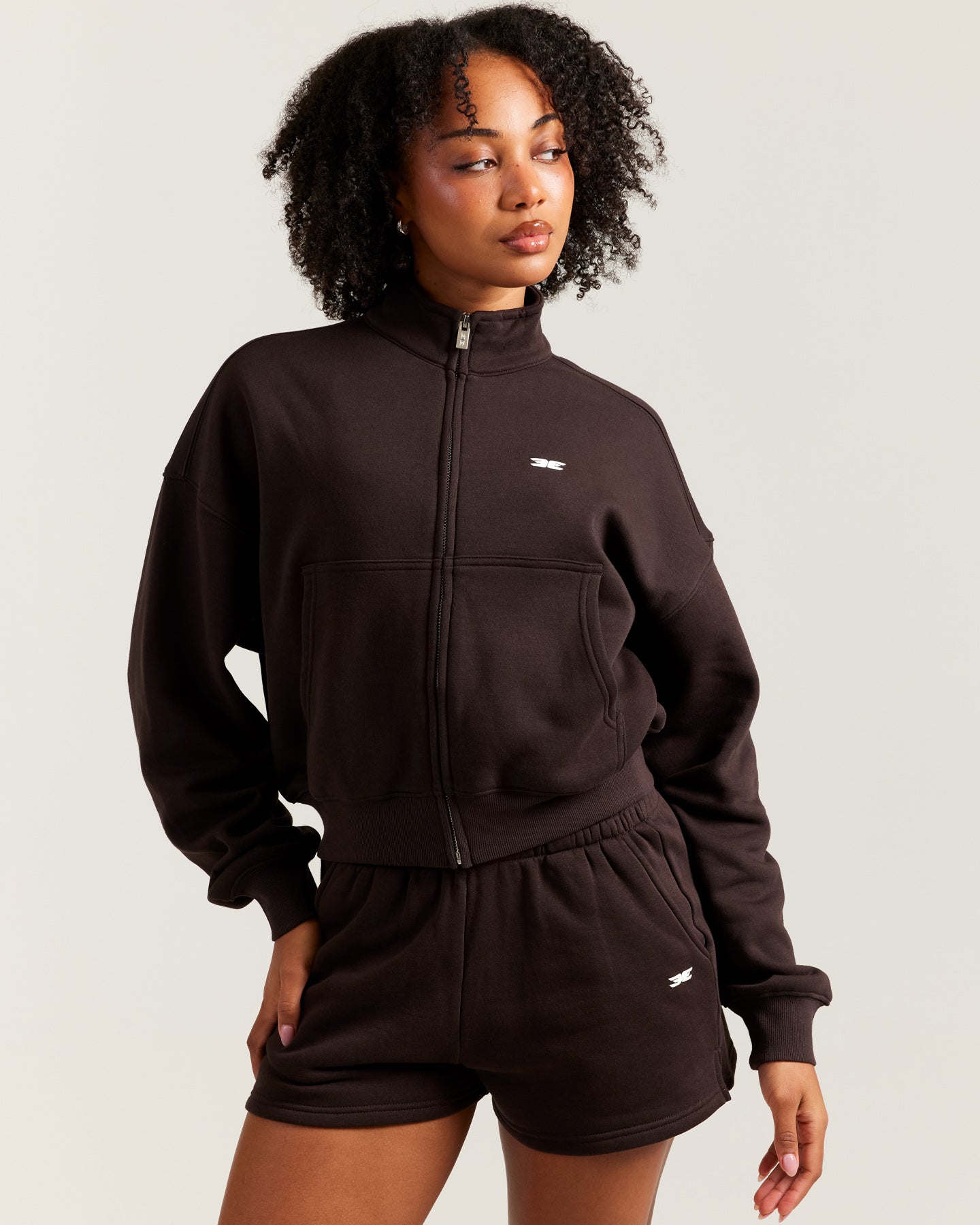 Omni Relaxed Zip Through - Coffee Bean