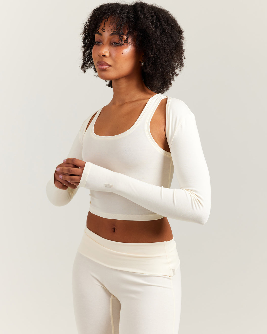 EE Lounge Shrug - Vanilla