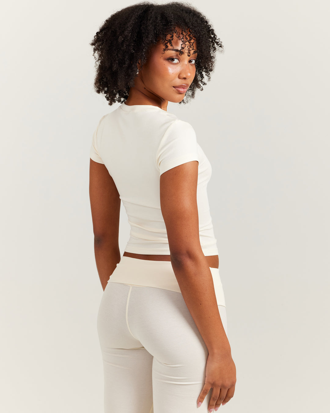 EE Lounge Tee - Vanilla