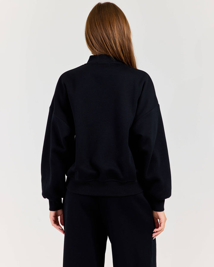 Cloudweave Relaxed V Neck - Black