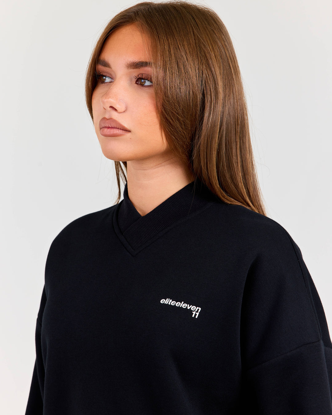 Cloudweave Relaxed V Neck - Black