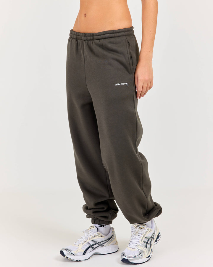 Cloudweave Relaxed Jogger - Dark Olive