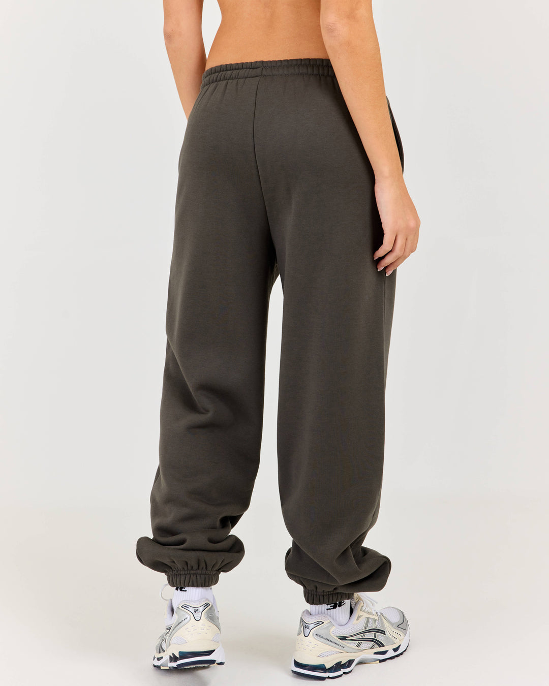 Cloudweave Relaxed Jogger - Dark Olive