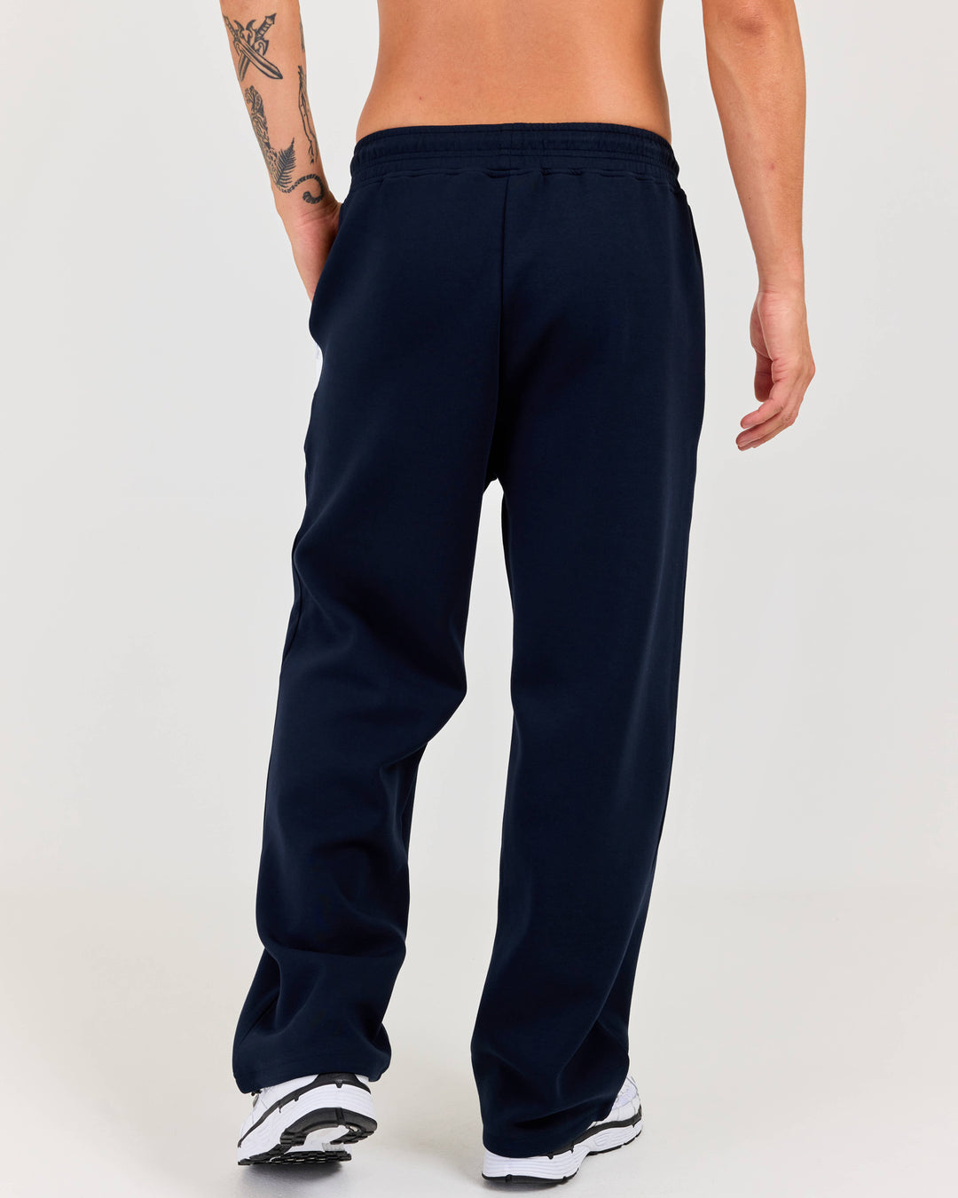 Pro Tech Straight Leg Pant - Navy