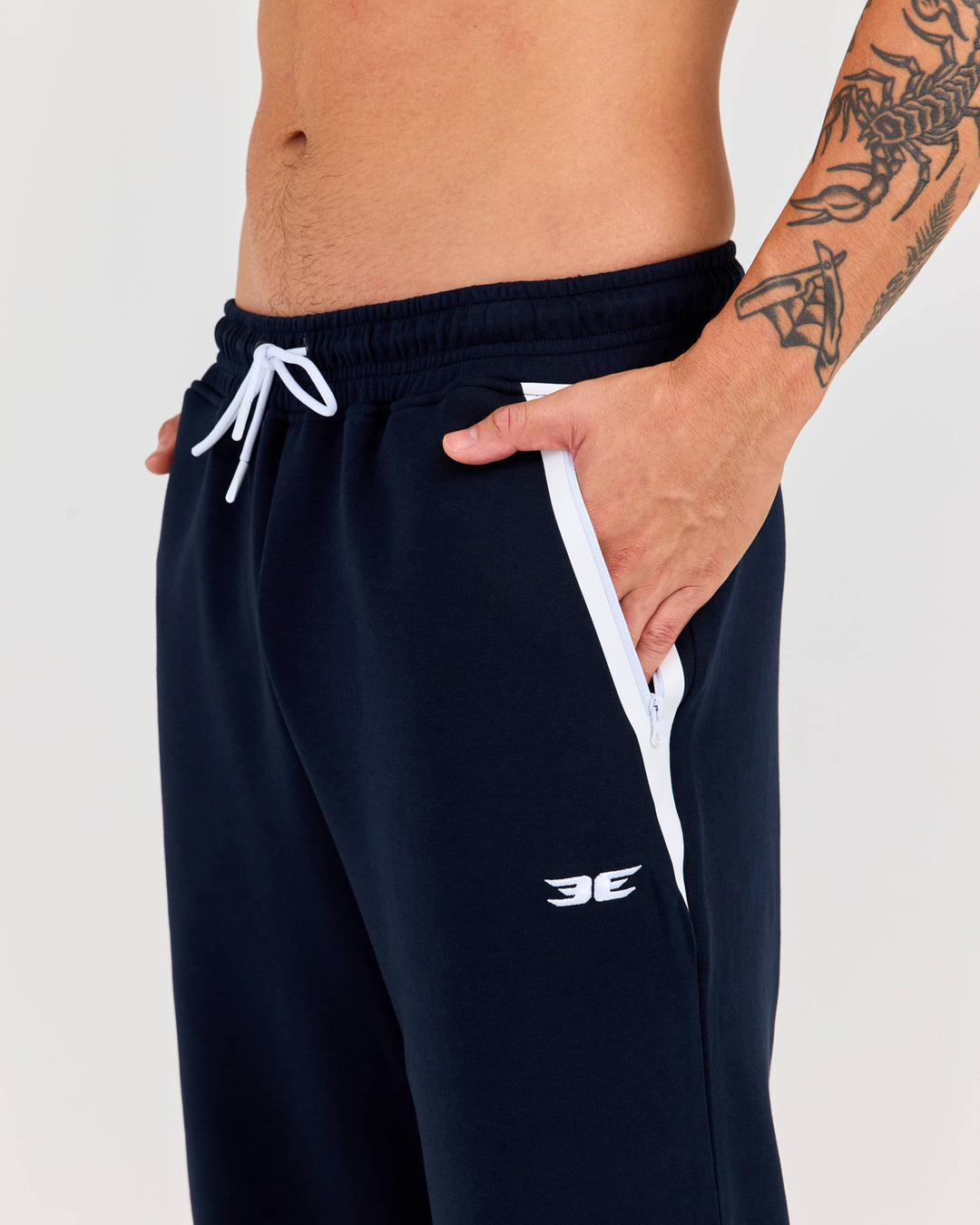 Pro Tech Straight Leg Pant - Navy