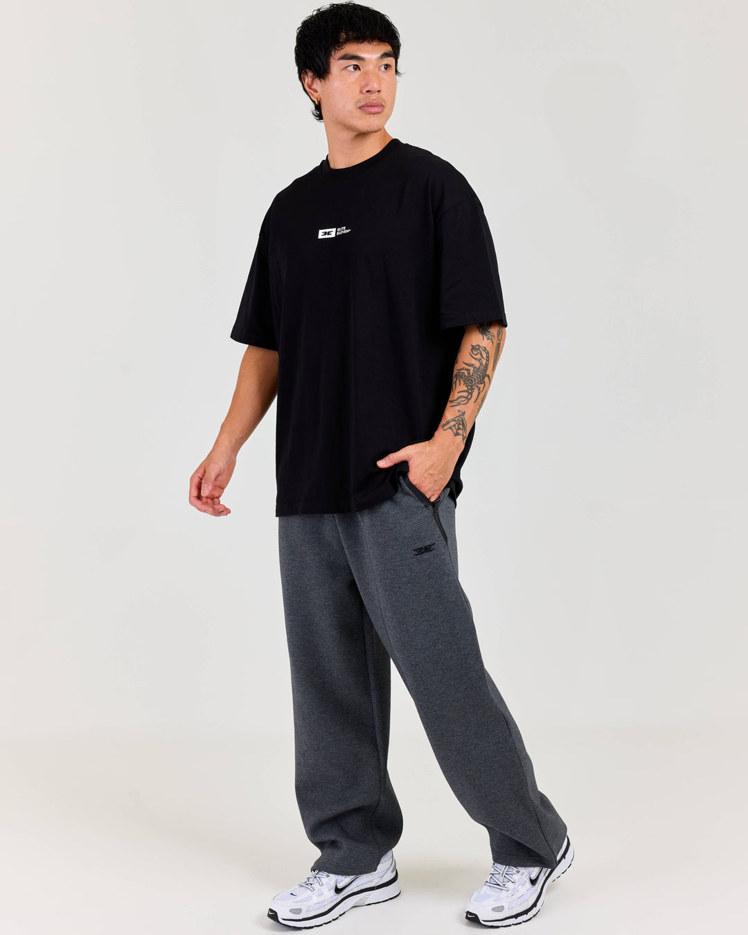 Pro Tech Straight Leg Pant - Charcoal