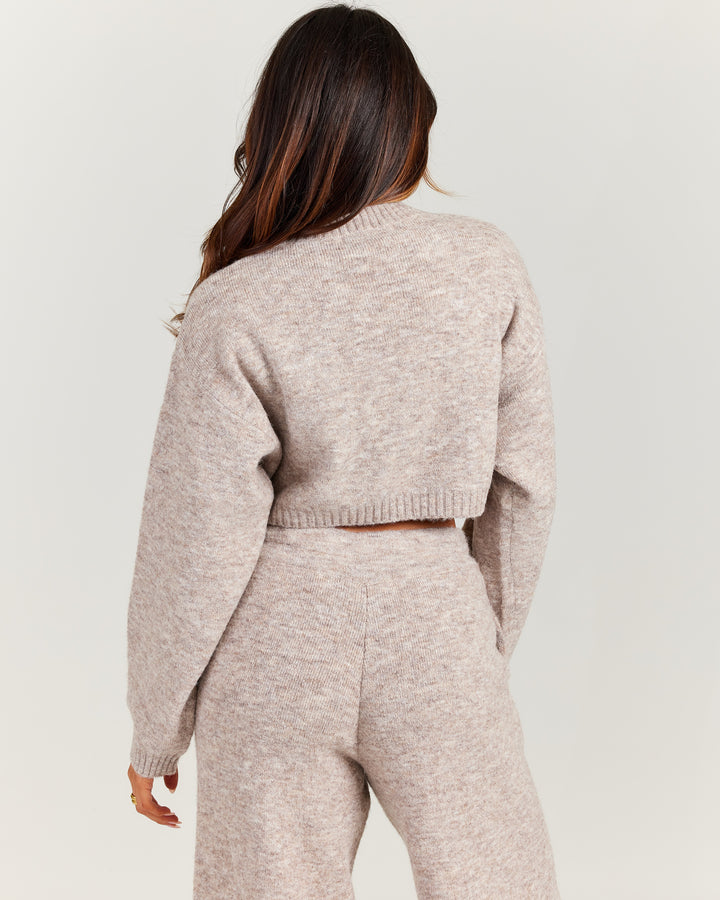 Elite 11 Knitted Cropped Crewneck - Taupe