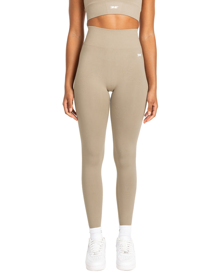 Elite Seamless V2 Leggings - Beige (Subtle Scrunch)