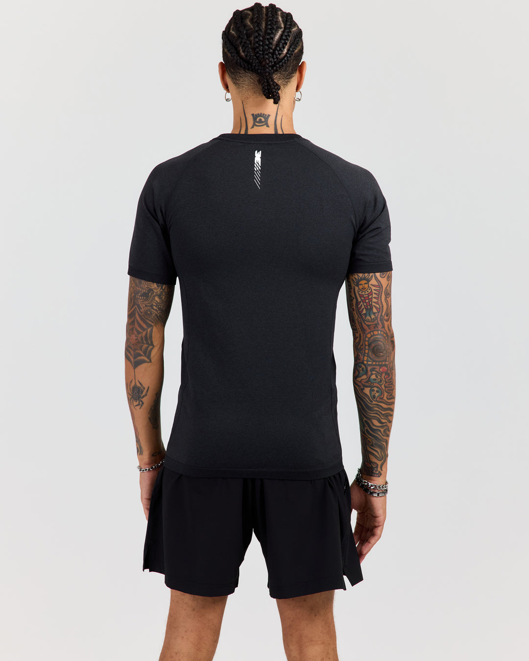 Men's Elite Seamless Slim Tee - Charcoal
