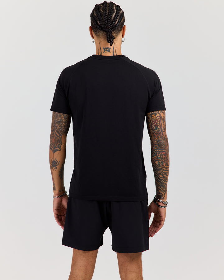 Men's Elite Seamless Regular Tee - Black