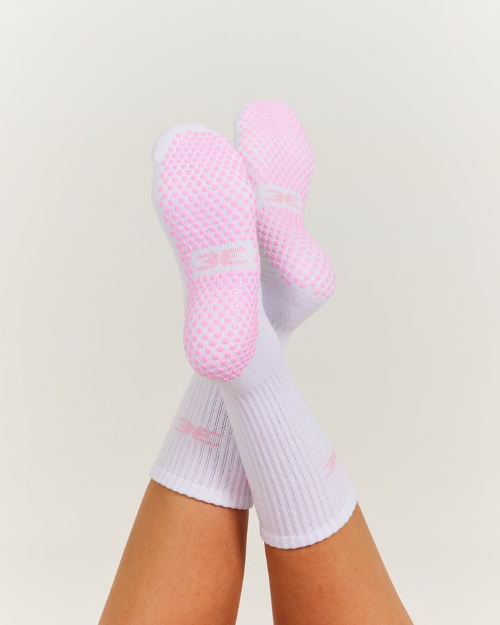 EE Crew Pilates Grip Socks - White/Pink