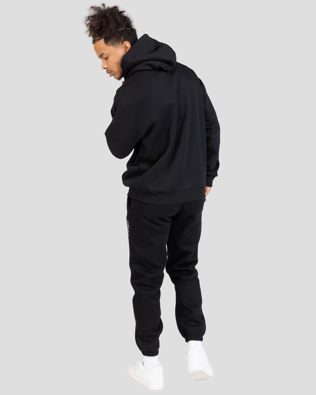 Registered Trackpants - Black