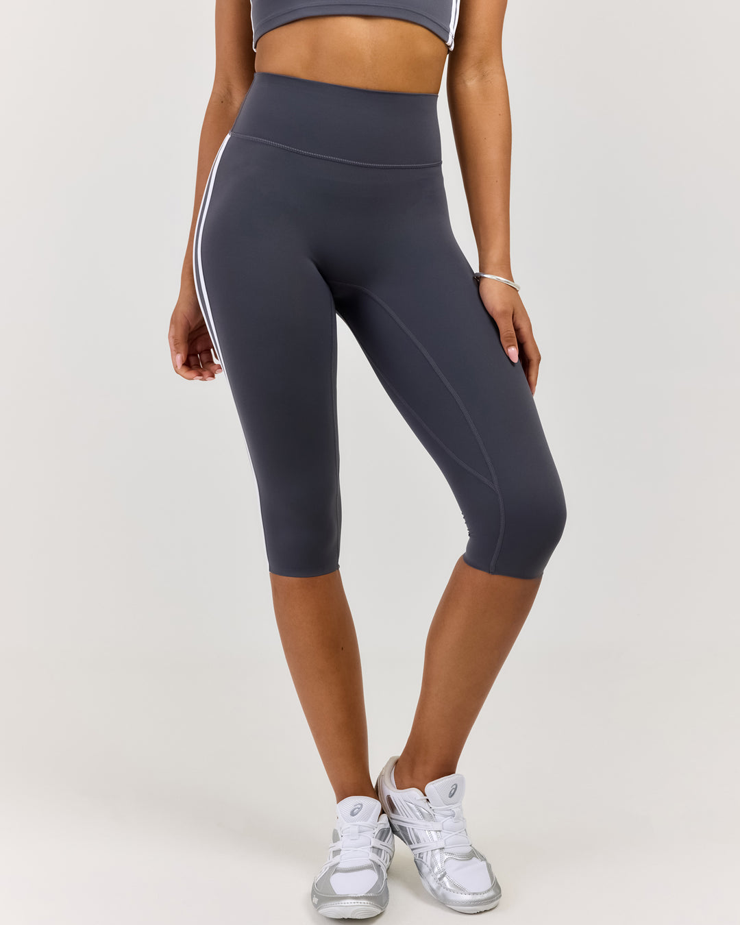 Airey Stripe Capri - Slate/White