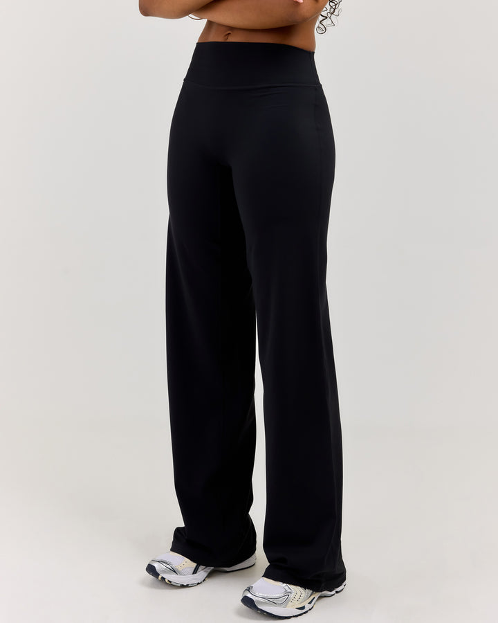 Airey Straight Leg Pants - Black