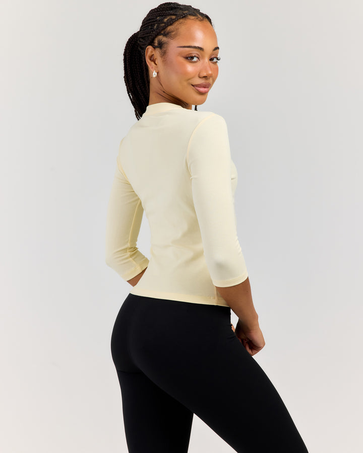 Round Neck 3/4 Sleeve - Butter