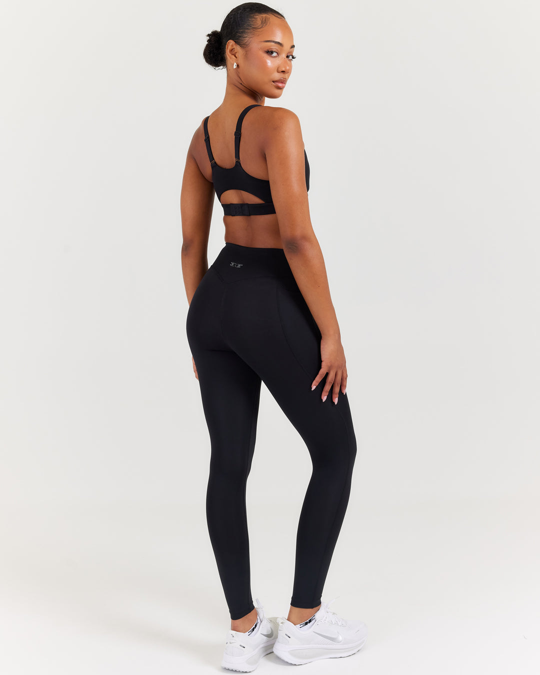 PerForm Pocket Leggings - Black