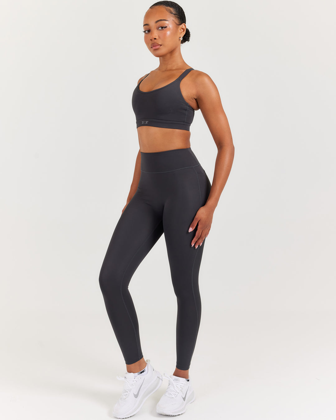 PerForm Pocket Leggings - Charcoal