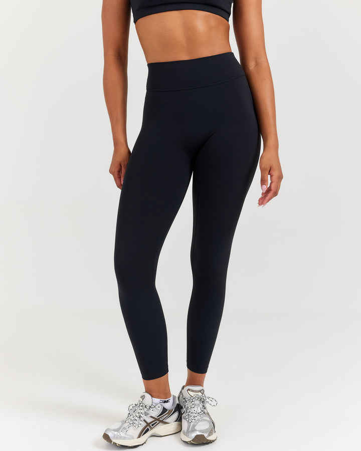 Soléa Petite Invisible Scrunch Leggings - Black