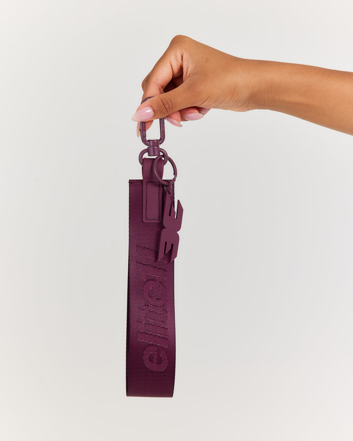 Elite11 Keyring - Cherry Cola