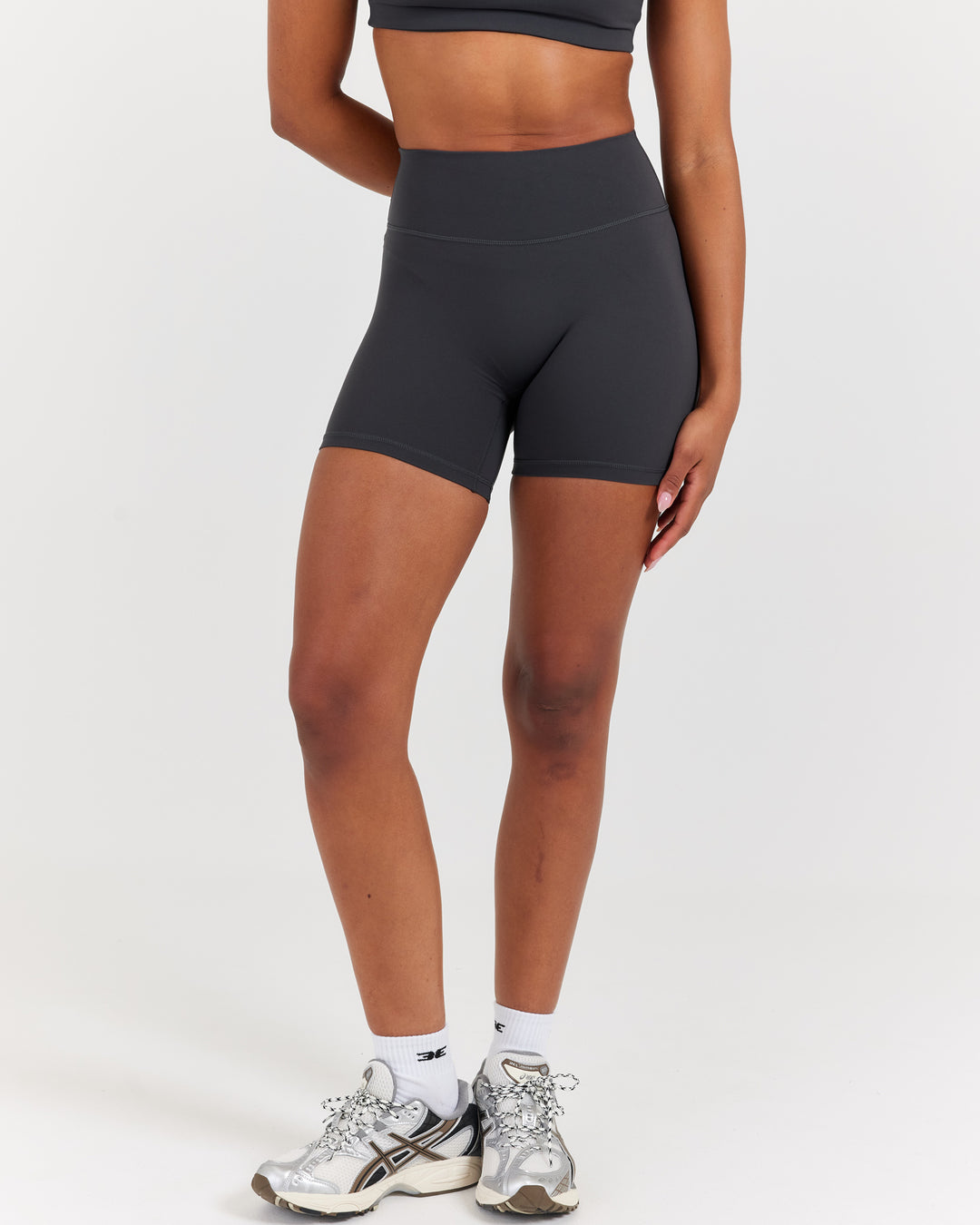 Soléa Shorts - Charcoal